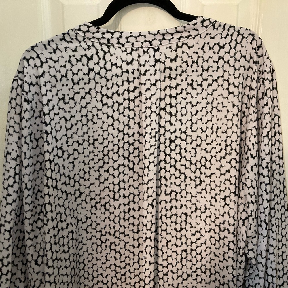 Plus size blouse - Picture 3 of 8
